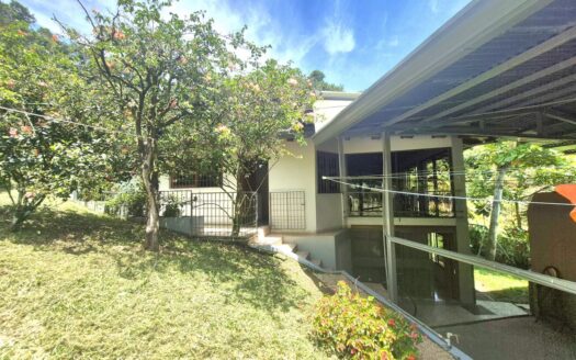 Spacious 3-Bedroom Furnished Home with Garden Views for Rent in Atenas – 400052042217