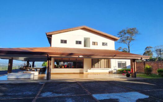 Villa Mango – For rent amazing property with many amenities. – 400052042179