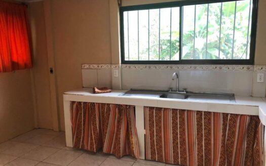 4br/2ba Newly Refurbished Home in the quiet town of Escobal – 400052010039