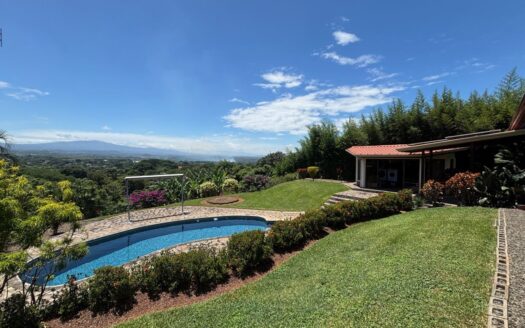 Magnificent view home in the Atenas countryside – 400051521060