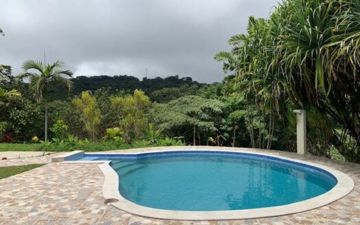 Amazing Colonial Country Style Home, guest home and large stable or storage – 40005152529