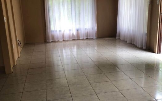 4br/2ba Newly Refurbished Home in the quiet town of Escobal – 400052010039