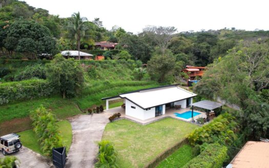 1 of 2 beautiful and successful Roca Verde Vacation Rental Homes – 40005152981