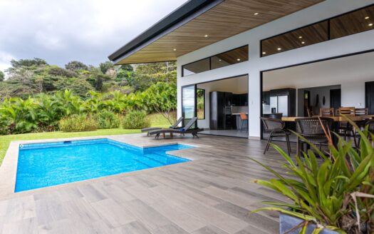 1 of 2 beautiful and successful Roca Verde Vacation Rental Homes – 40005152980