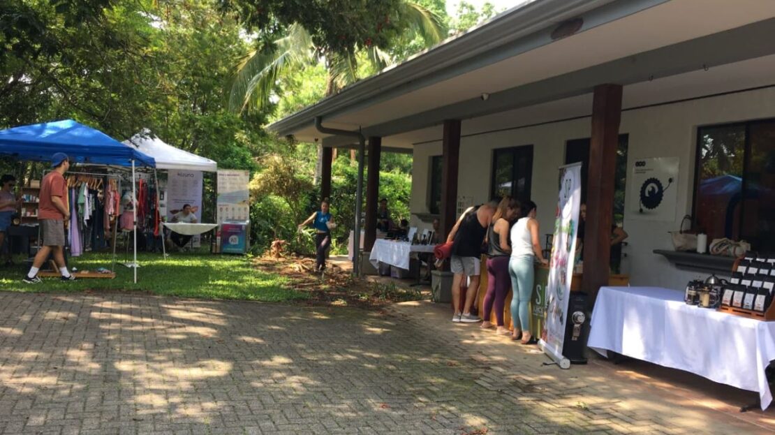 Costa Rica Commercial #400051521062