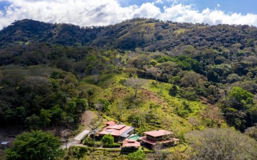 Entire 91 lot community with home, farm, commercial and restaurant for sale 10 min. from highway 27. – 40005152901