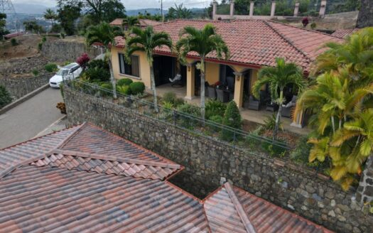 House for sale in Naranjo, furnished, in gated community, spectacular views of the central valley – 400051521016