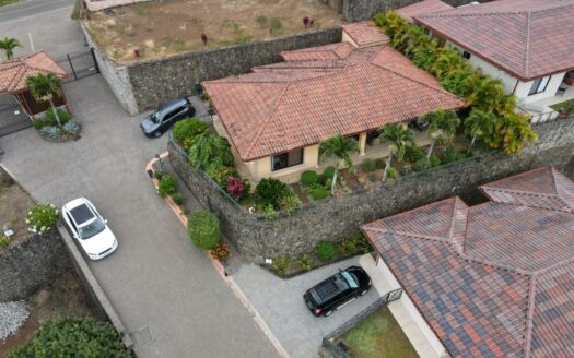 House for sale in Naranjo, furnished, in gated community, spectacular views of the central valley – 400051521016