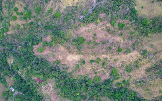 Beautiful 50 acre property adjacent to a natural swimming hole – 400051521019