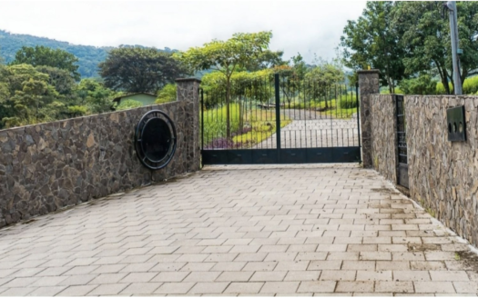 Entire 91 lot community with home, farm, commercial and restaurant for sale 10 min. from highway 27. – 40005152901